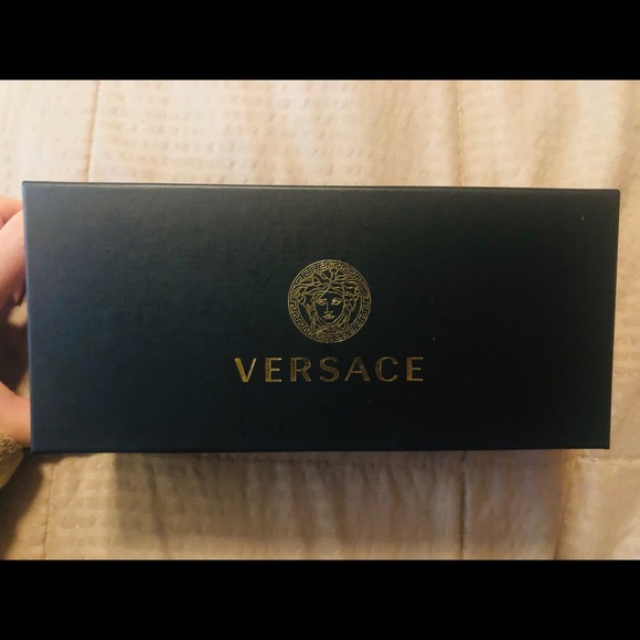 Versace Women Sunglasses - Picture 2 of 8